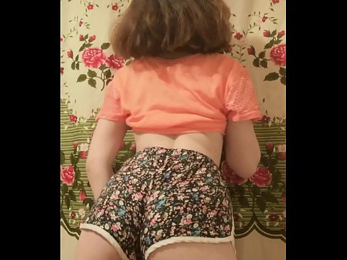 ❤️ دختر جوان سکسی که شورتش را جلوی دوربین در می آورد ☑ پورن با کیفیت در fa.klassikaprint.ru